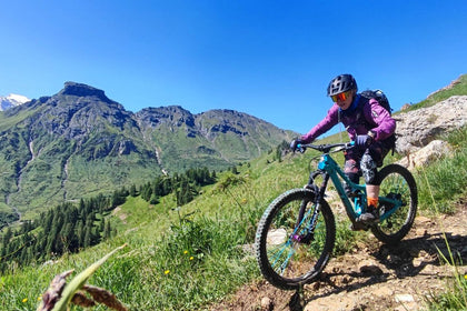 SHREDLY Adventures: Debby Goes to Italy - SHREDLY