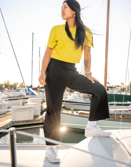 SHREDLY Women's Explorer Wide Legged Cropped Pant : Noir