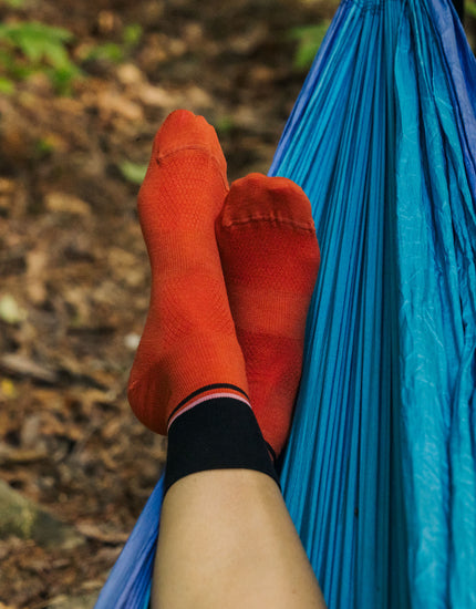 SHREDLY Women's Explorer Crew Sock 5" : Noir Coco