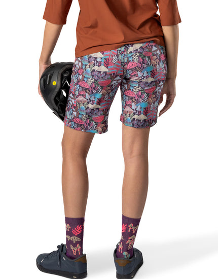 SHREDLY Women's All Time 11" - Zipper Snap Mid - Rise Short : Bella II
