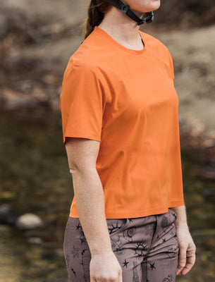 SHREDLY Women's Beyond Tech Boxy Tee : Clementine
