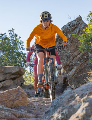 SHREDLY Women's Featherweight Sun Hoodie : Clementine