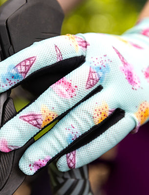 SHREDLY Women's SHREDLY x Marley Blonsky : Glove : Ice Cream
