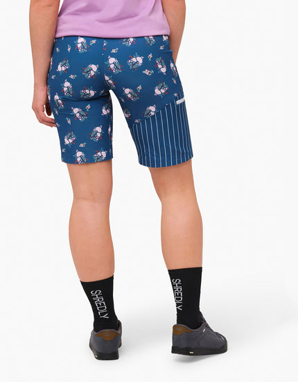SHREDLY Women's All Time 11" - Zipper Snap Mid - Rise Short : Blooming Stripes