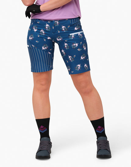 SHREDLY Women's All Time 11" - Zipper Snap Mid - Rise Short : Blooming Stripes