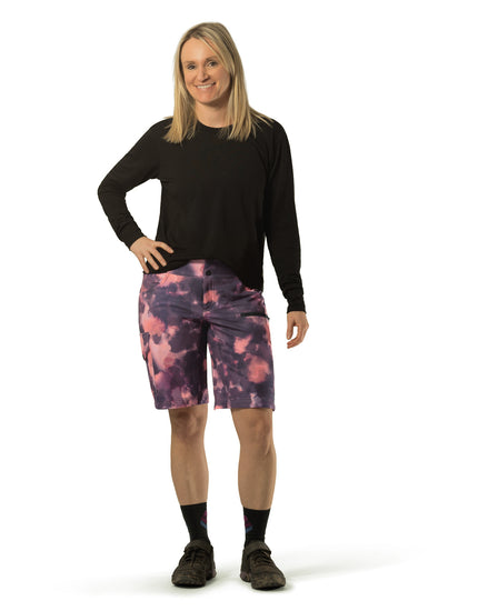 SHREDLY Women's All Time 11" - Zipper Snap Mid - Rise Short : Krisie