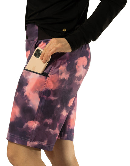 SHREDLY Women's All Time 11" - Zipper Snap Mid - Rise Short : Krisie