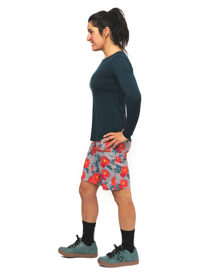 SHREDLY Women's All Time 11" - Zipper Snap Mid - Rise Short : Margie