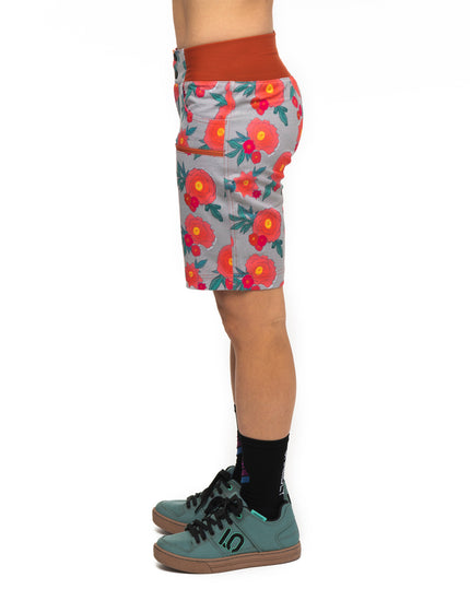 SHREDLY Women's All Time 11" - Zipper Snap Mid - Rise Short : Margie